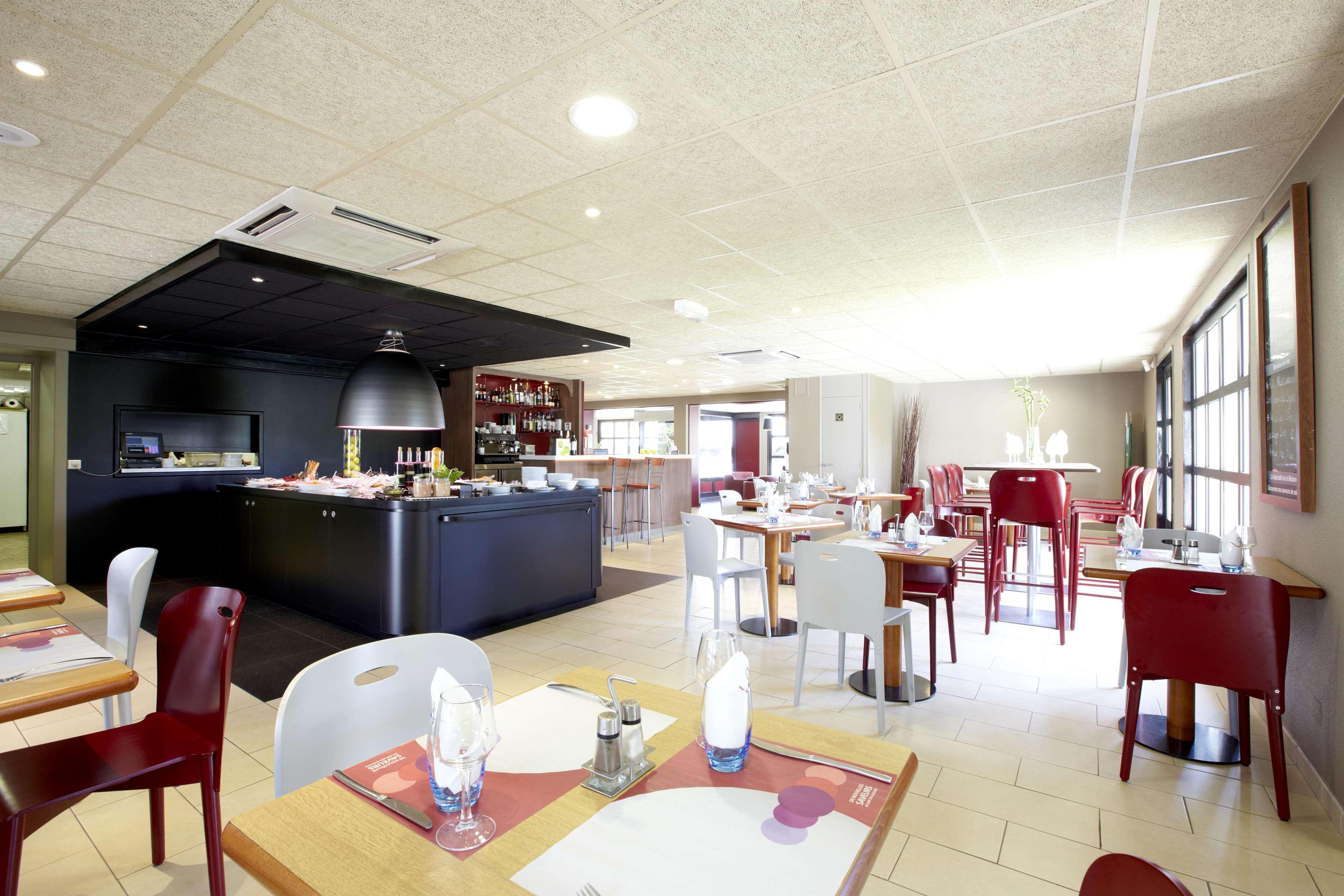 Campanile Aix En Provence Ouest Jas-de-bouffan 3* Aix-en-Provence